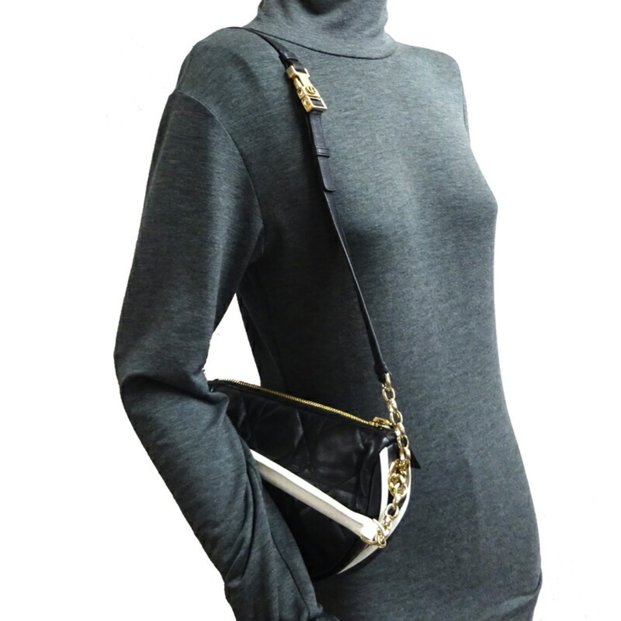 Christian Dior Black Leather Handbag ()