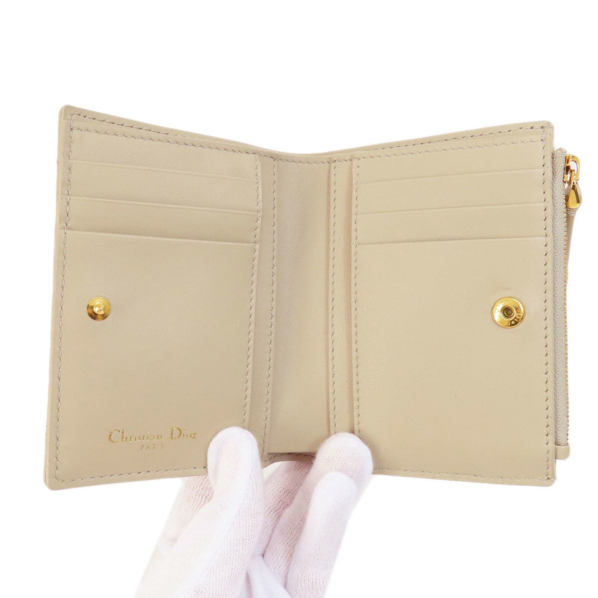 Christian Dior Beige Leather Wallet (Bi-Fold) ()
