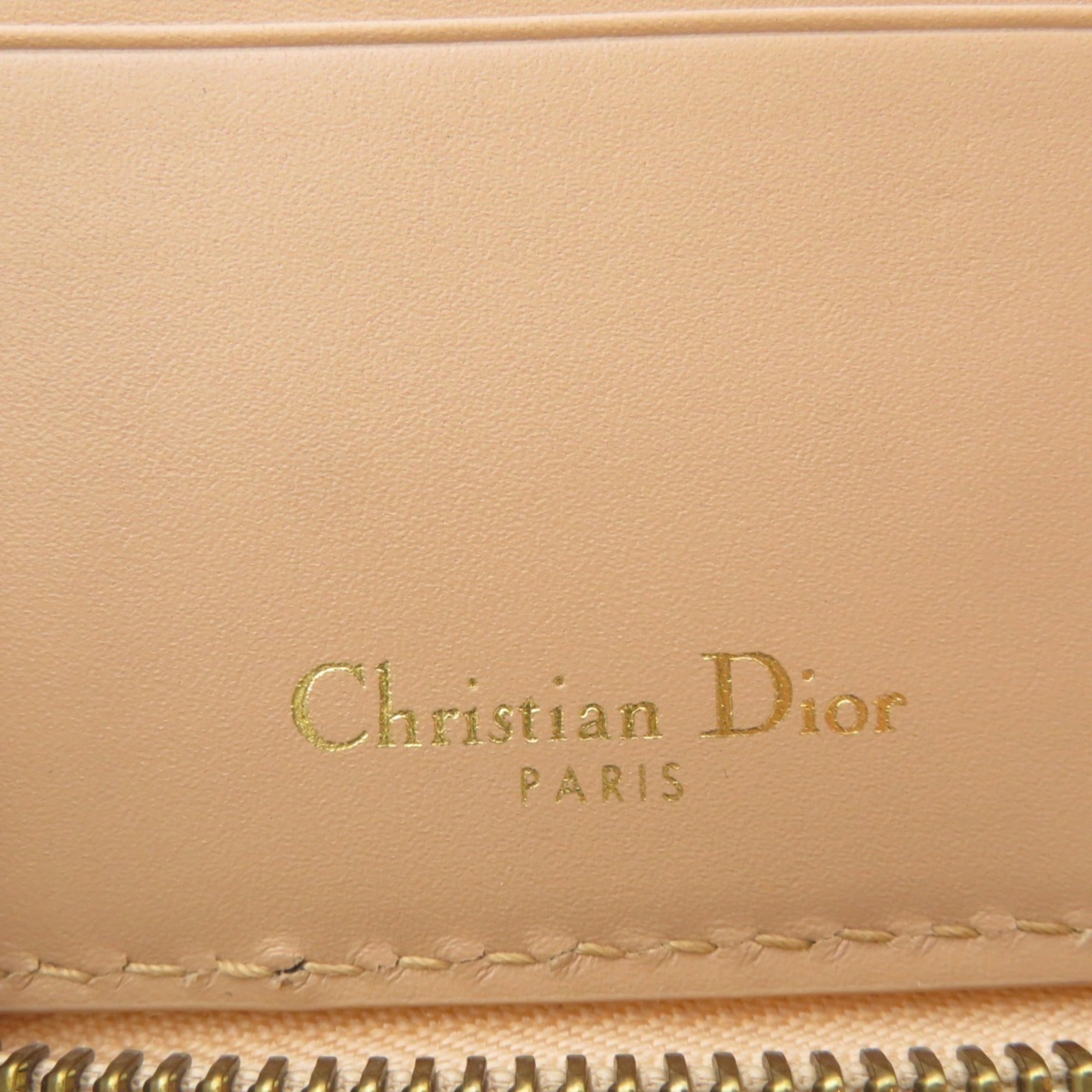 Christian Dior Pink Leather Wallet (Bi-Fold) ()