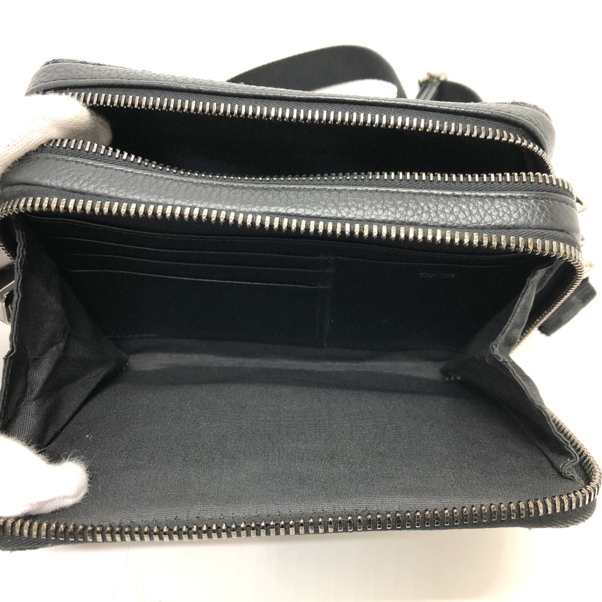 Christian Dior Navy Cloth Shoulder Bag ()