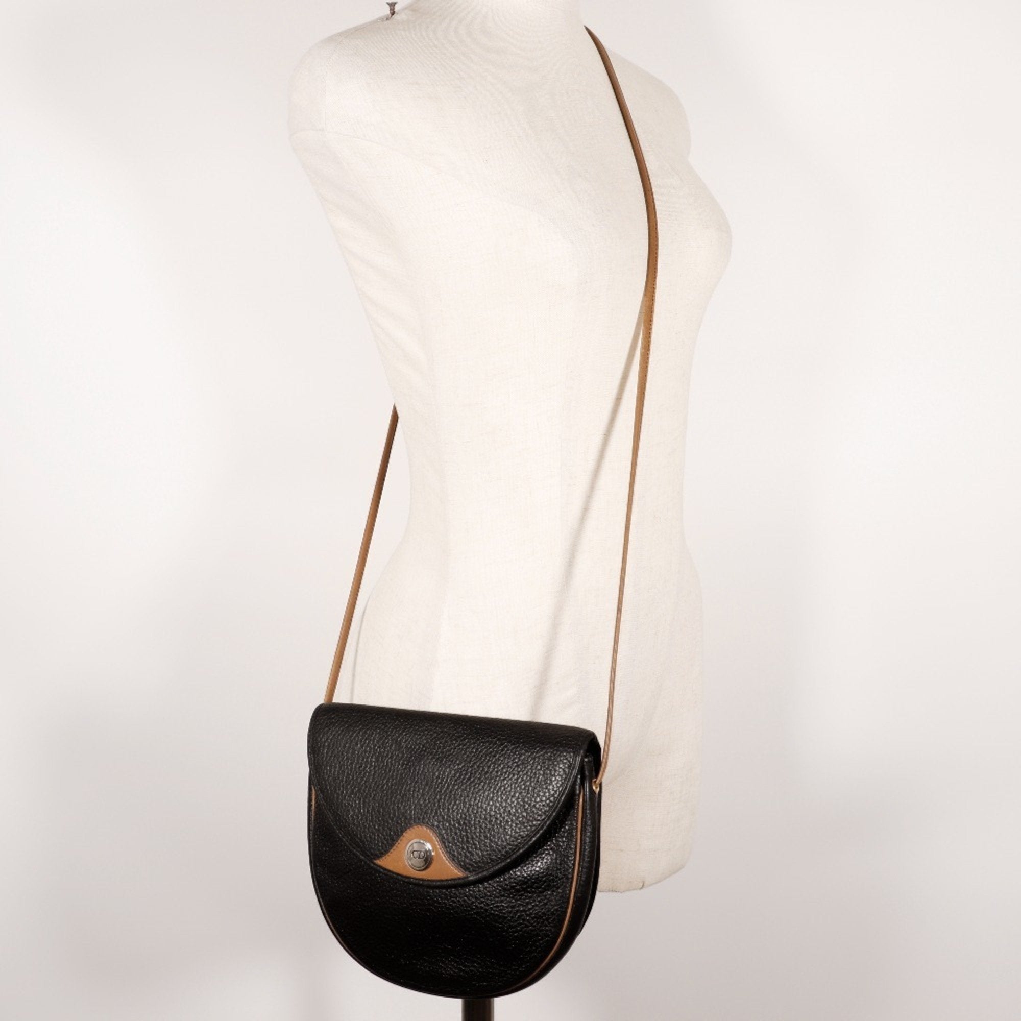 Christian Dior Black Leather Pochette Shoulder Bag ()