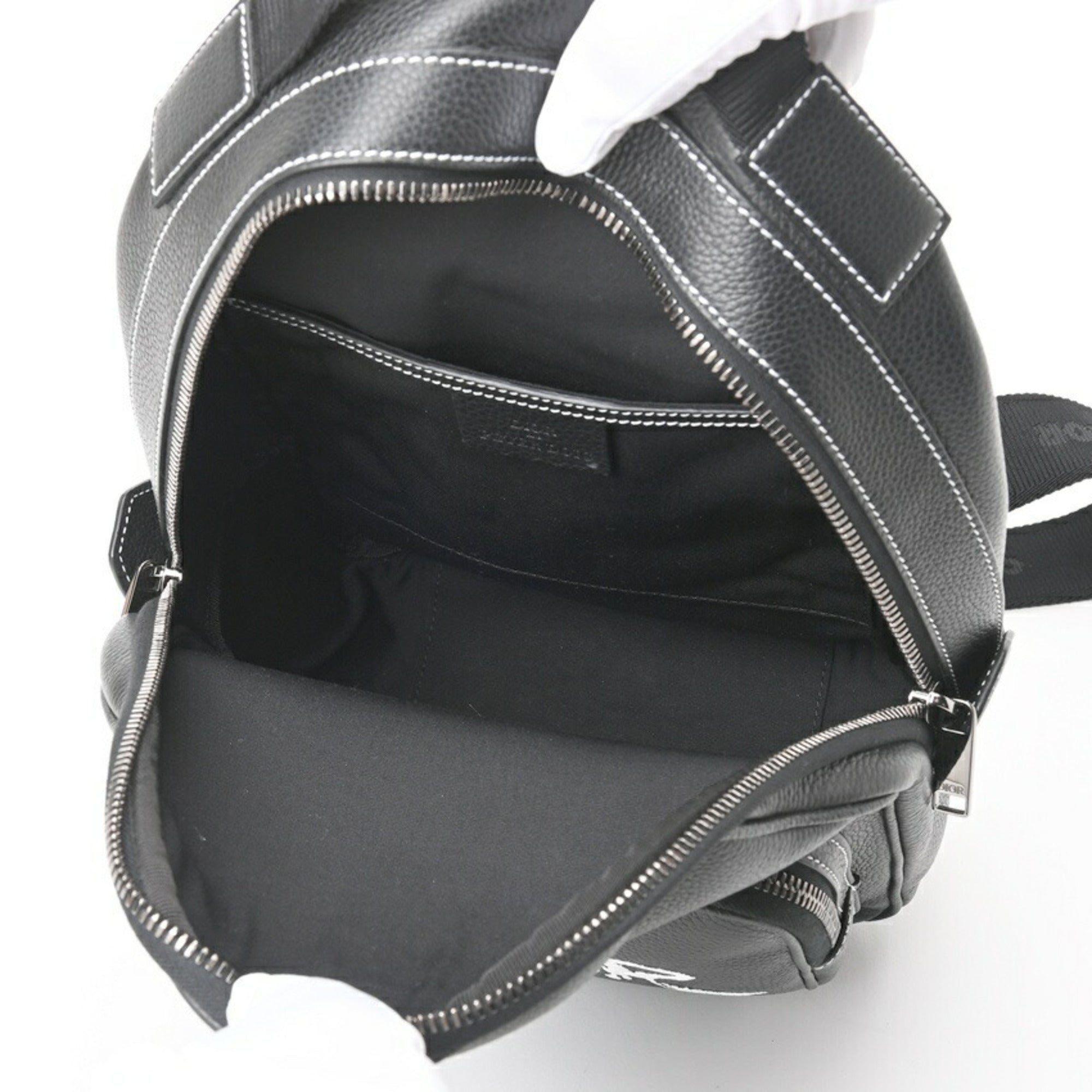 Christian Dior Black Leather Shoulder Bag Sling Bag ()