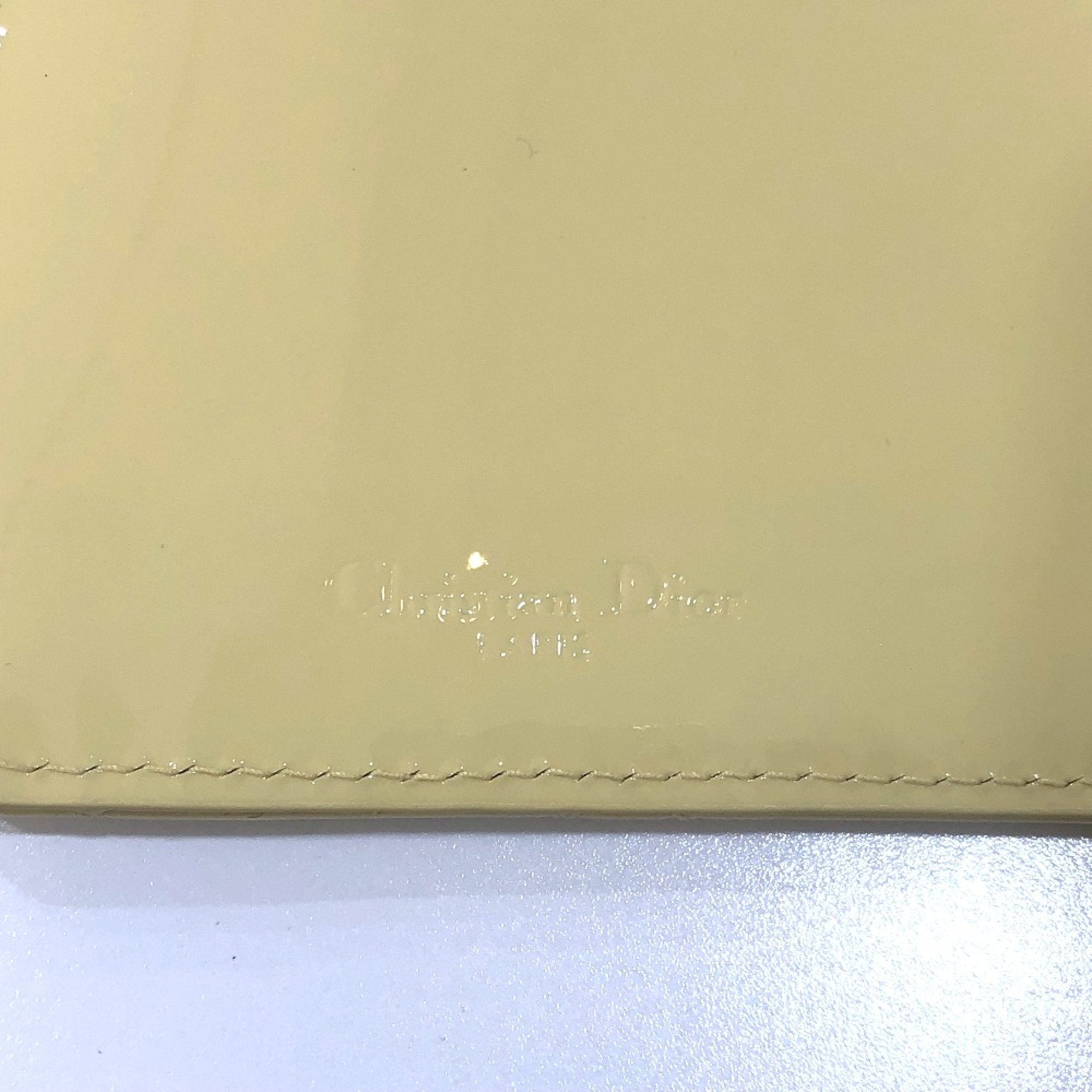 Christian Dior Beige Patent Leather Coin Purse/Coin Case ()