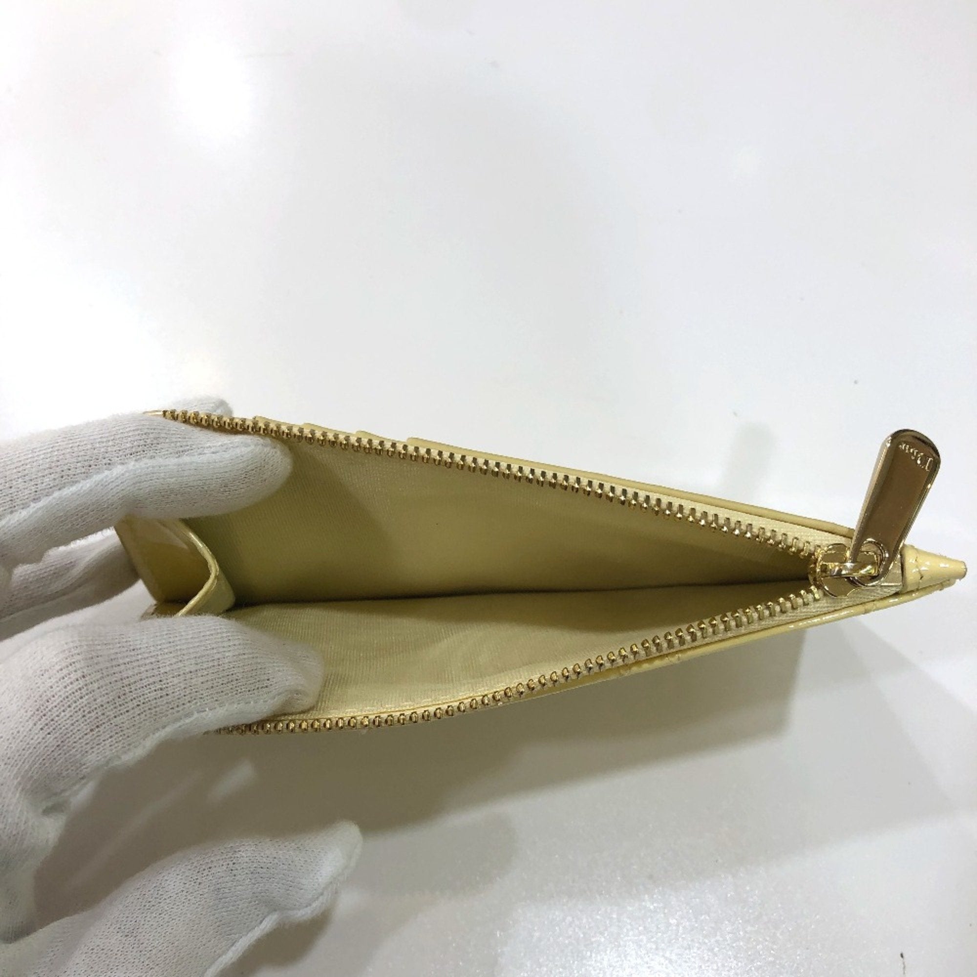 Christian Dior Beige Patent Leather Coin Purse/Coin Case ()