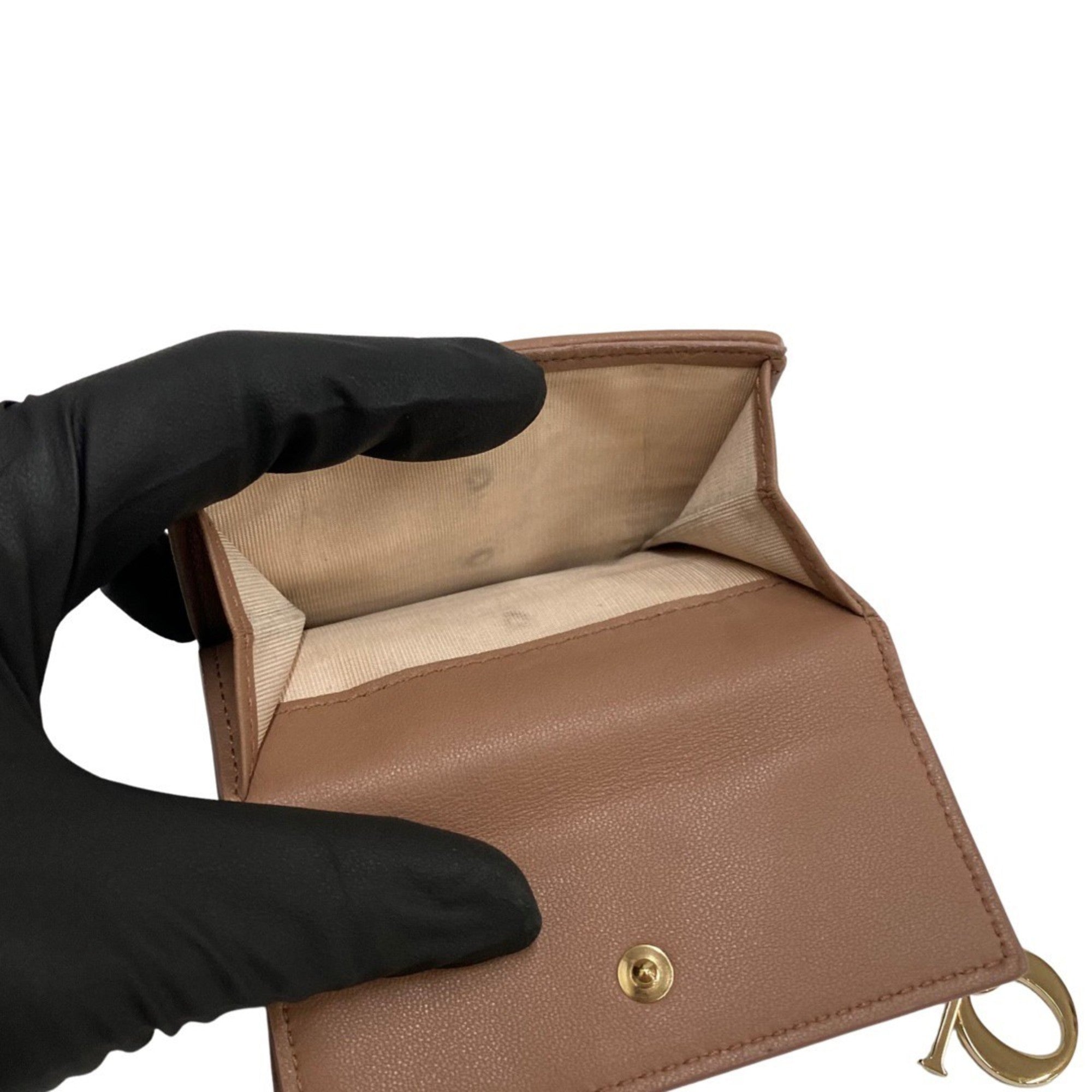 Christian Dior Beige Pink Leather Wallet (Tri-Fold) ()