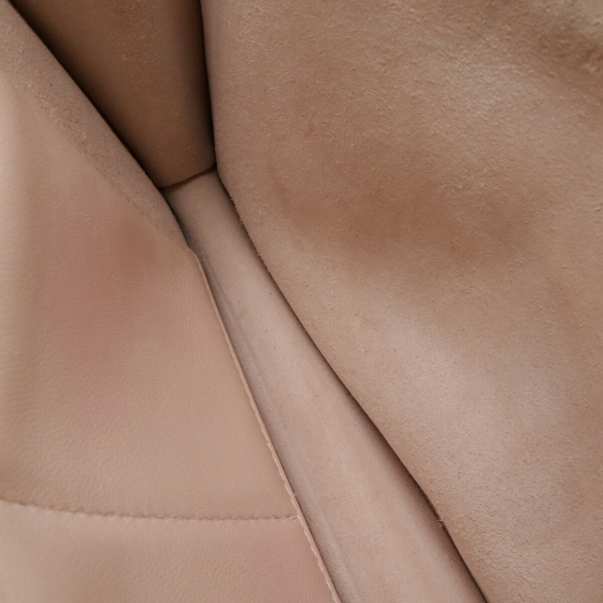 Christian Dior Baby Pink Leather Clutch Bag ()