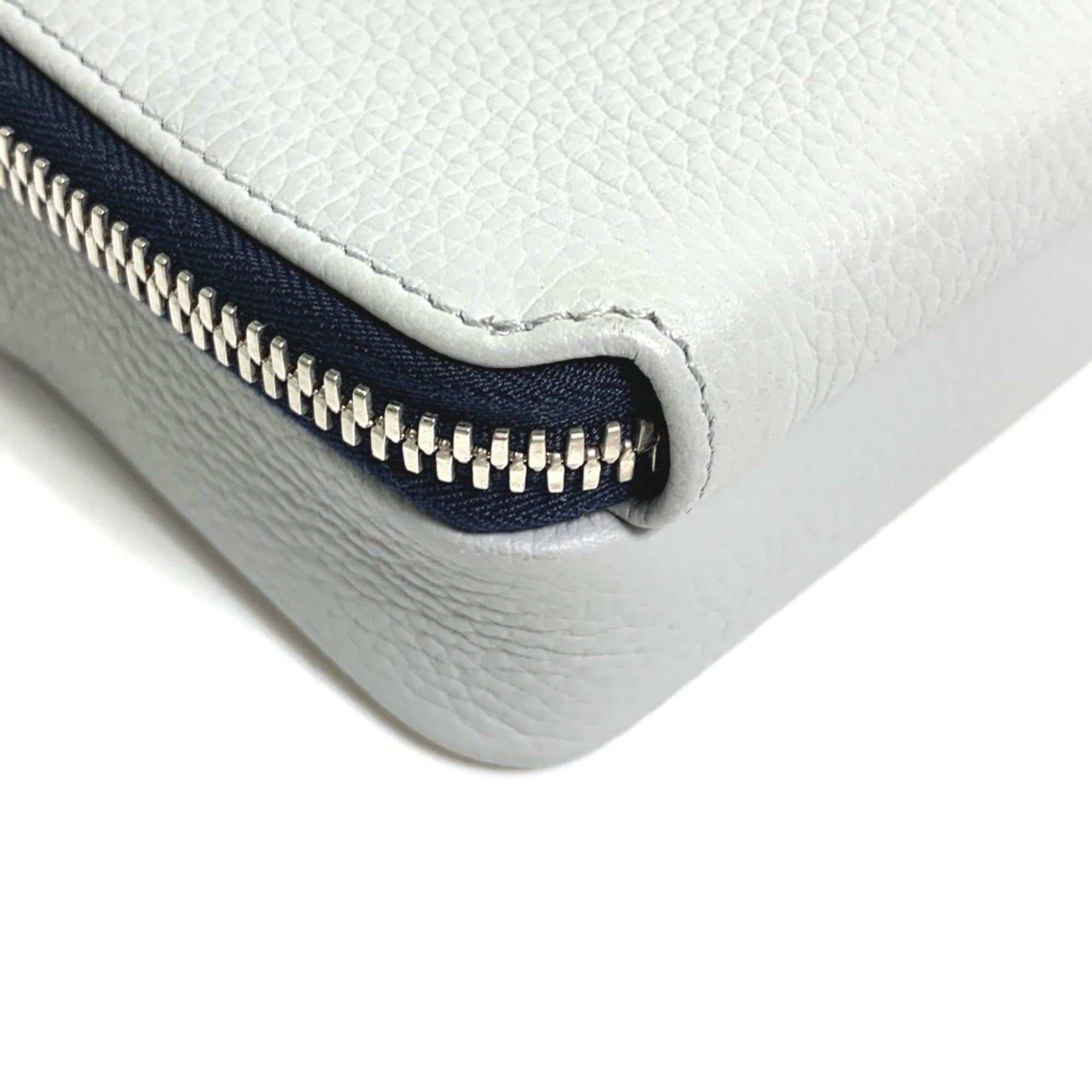 Christian Dior Gray Leather Shoulder Bag ()