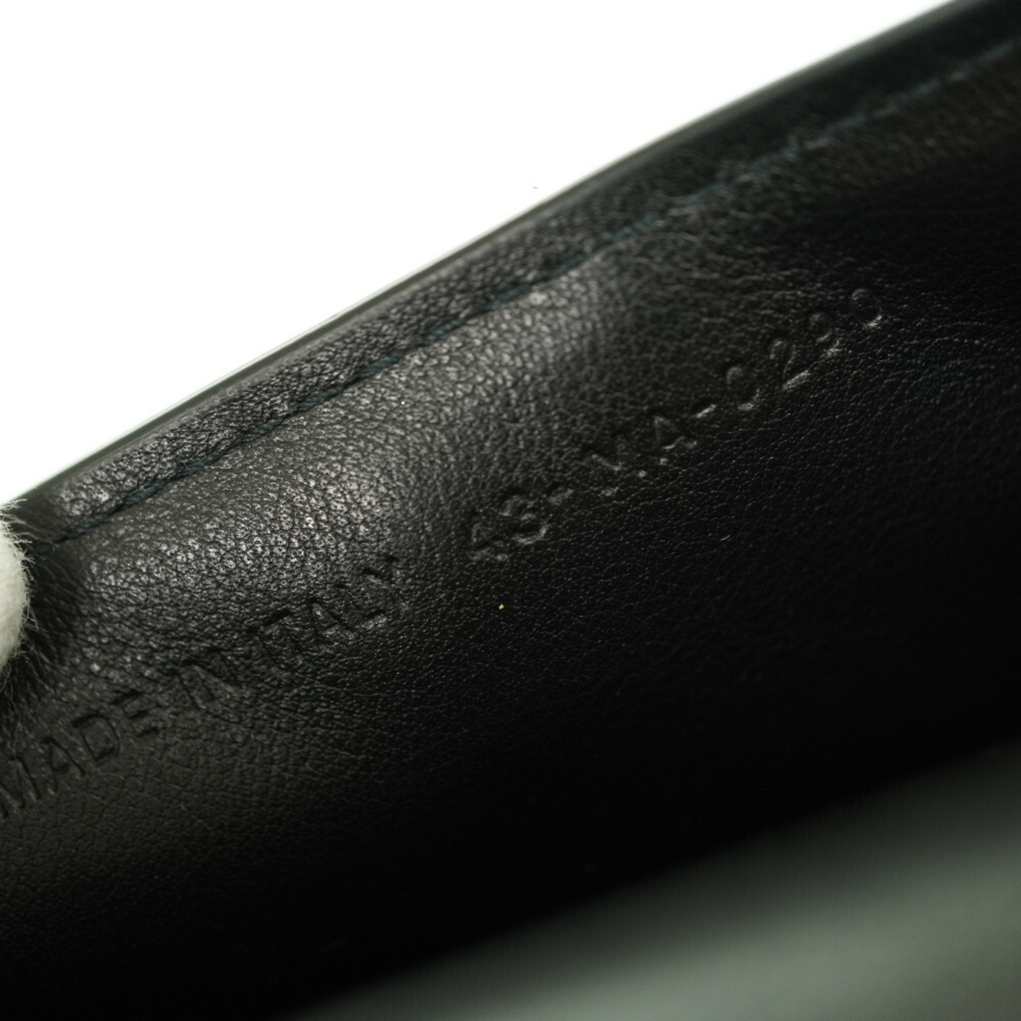 Christian Dior Black Patent Leather Shoulder Bag ()
