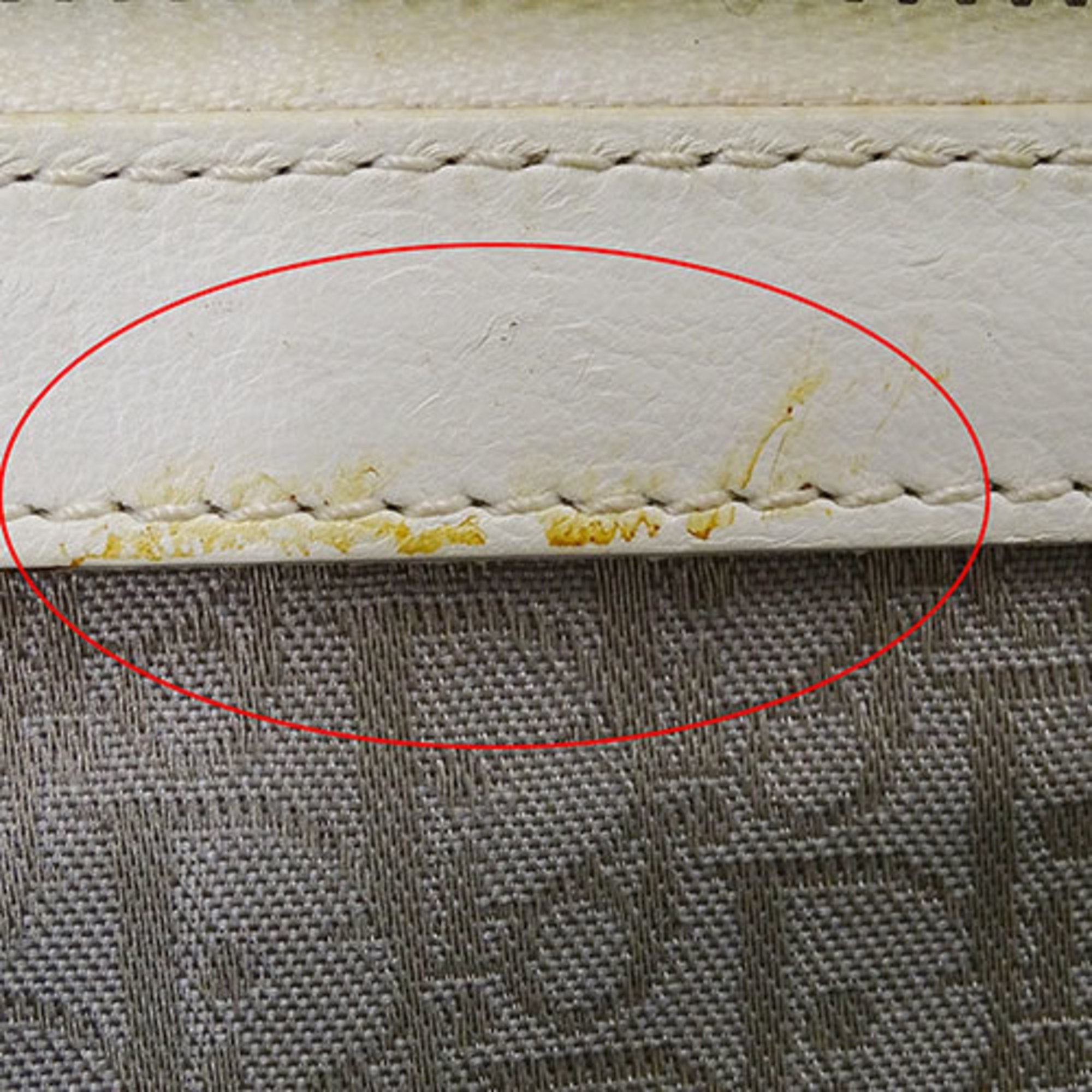 Christian Dior White Leather Handbag ()