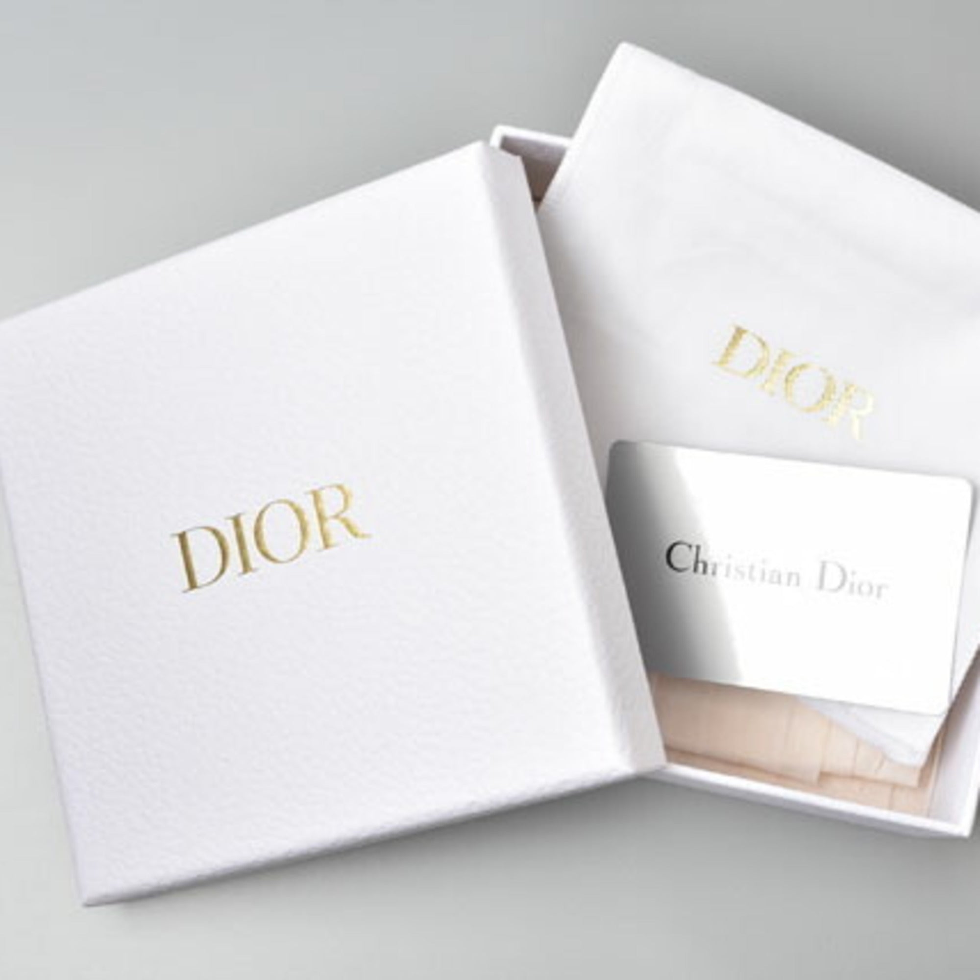 Christian Dior Navy Leather Wallet (Tri-Fold) ()