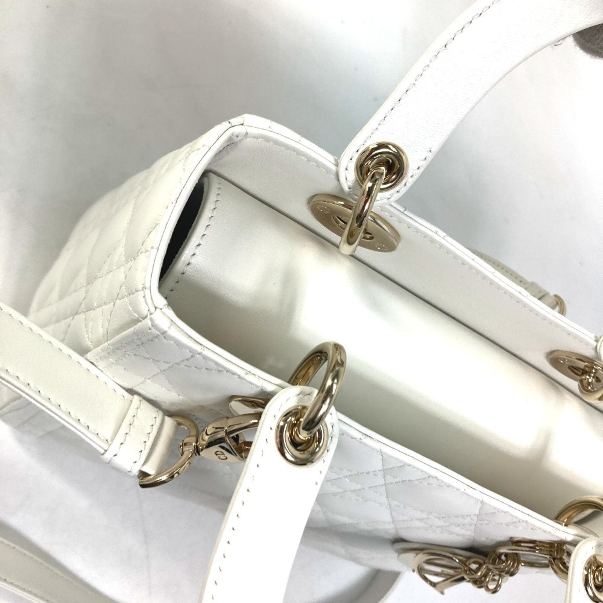 Christian Dior White Leather Handbag Shoulder Bag ()