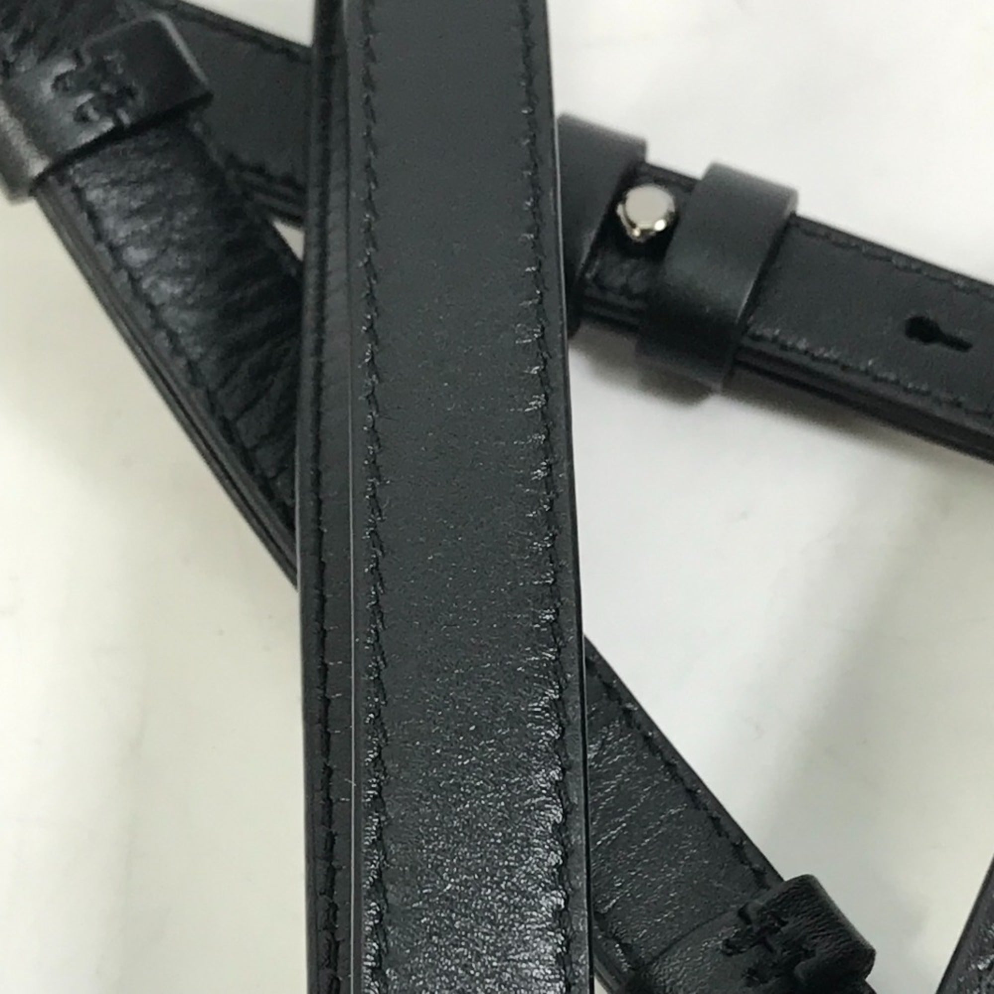 Christian Dior Black Leather Shoulder Bag ()
