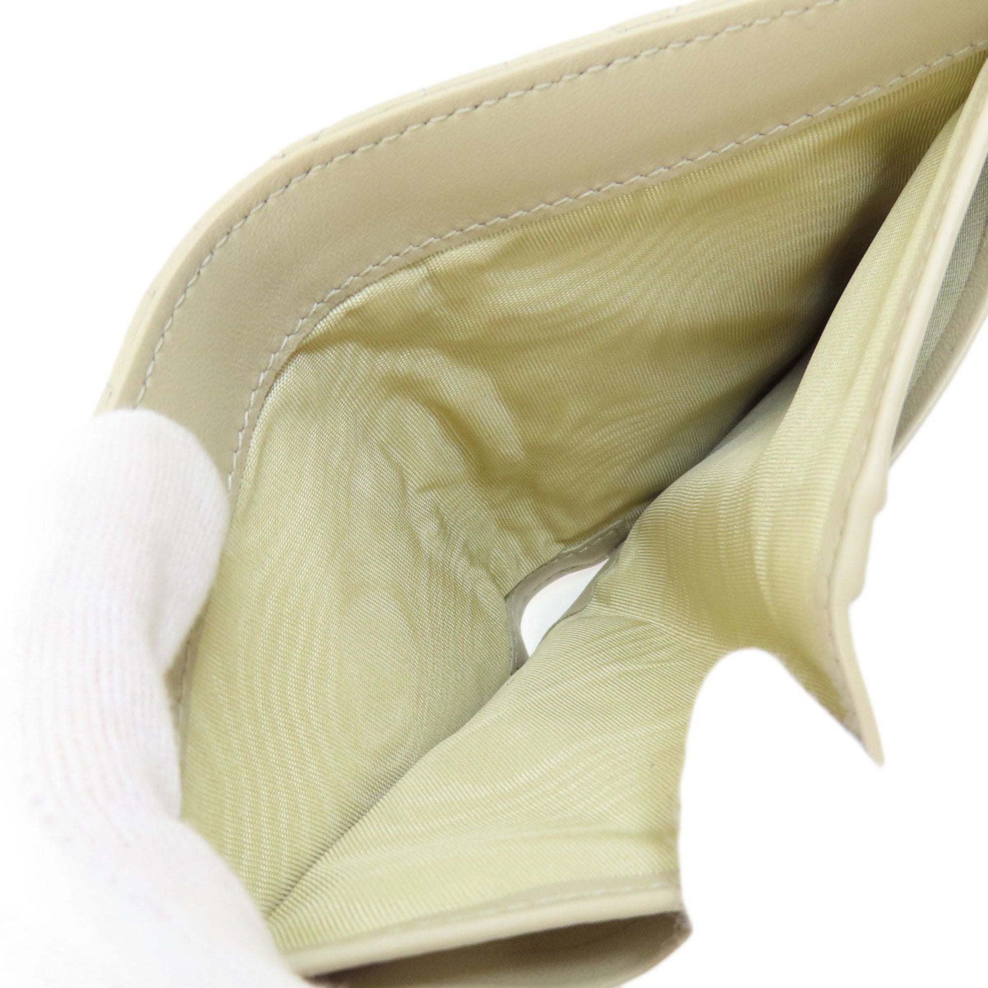 Christian Dior Beige Leather Wallet (Bi-Fold) ()