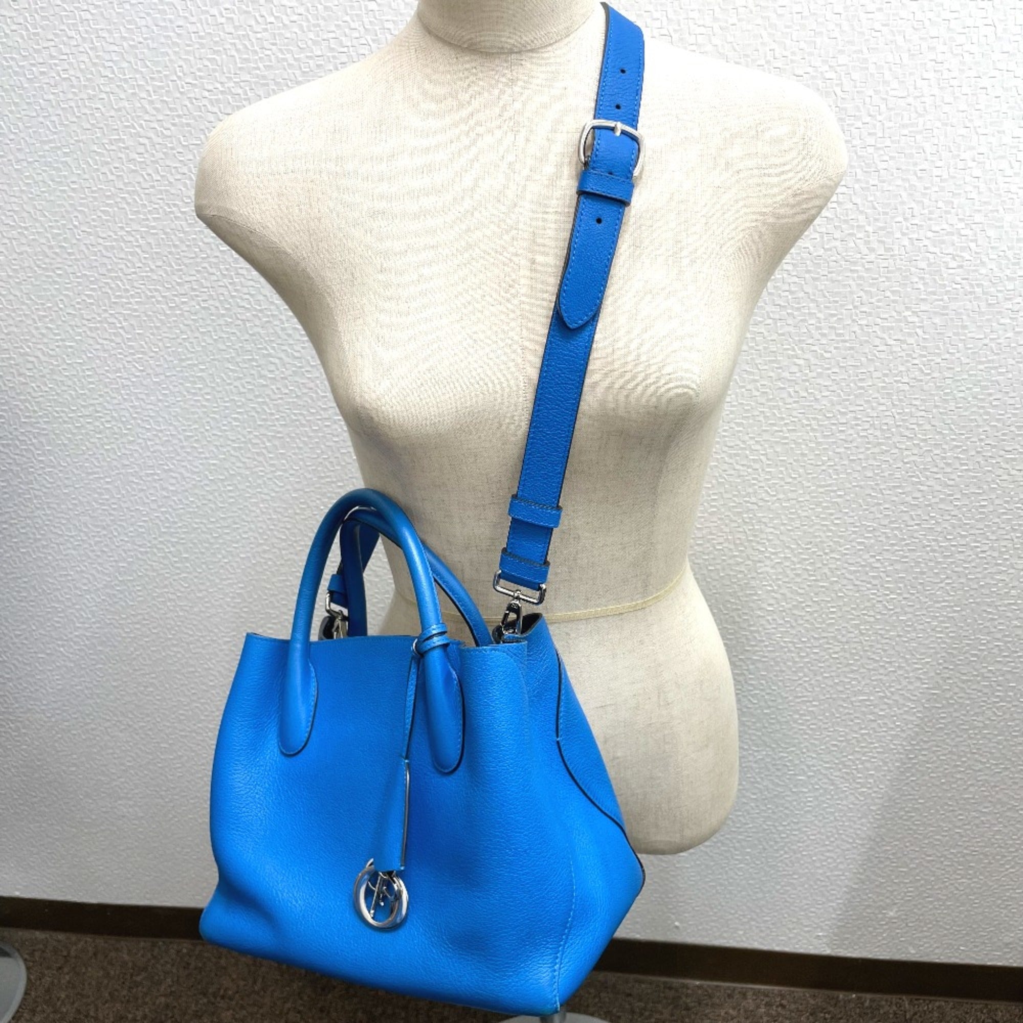 Christian Dior Blue Leather Tote Bag ()