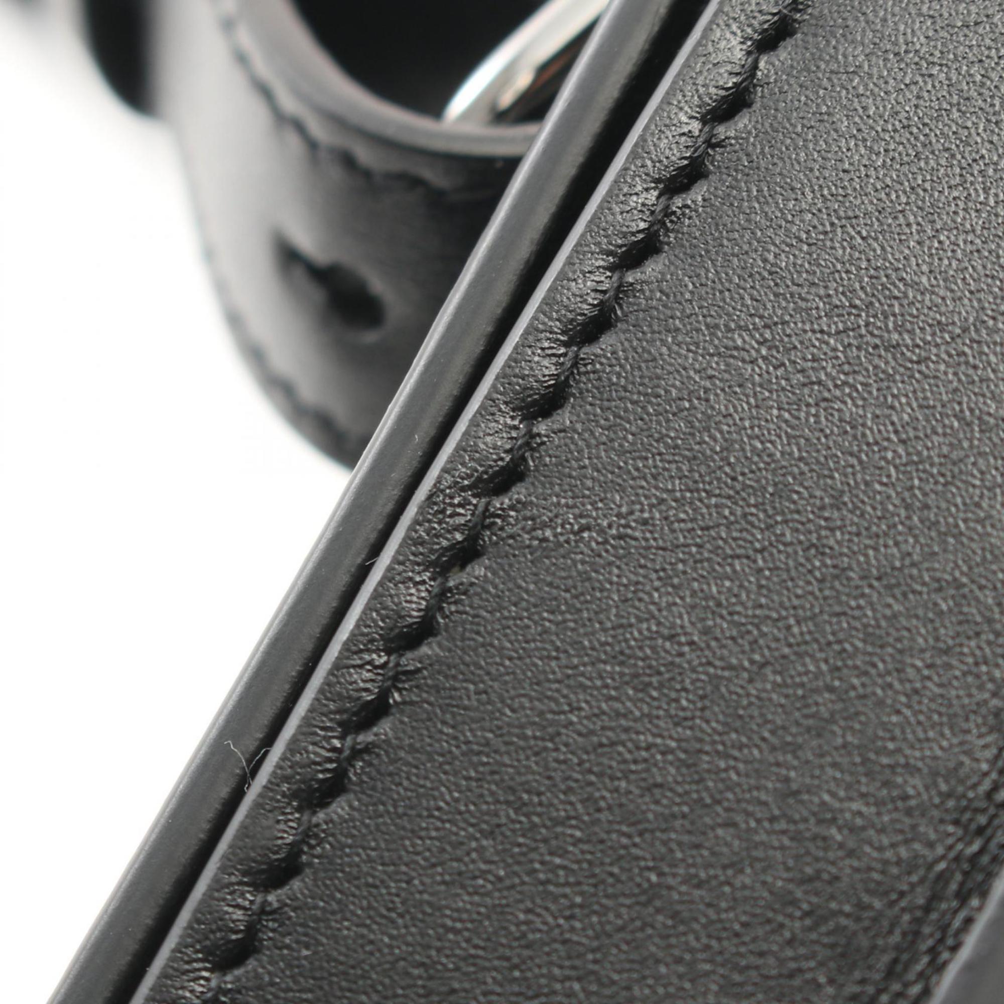 Christian Dior Black Leather Shoulder Bag ()
