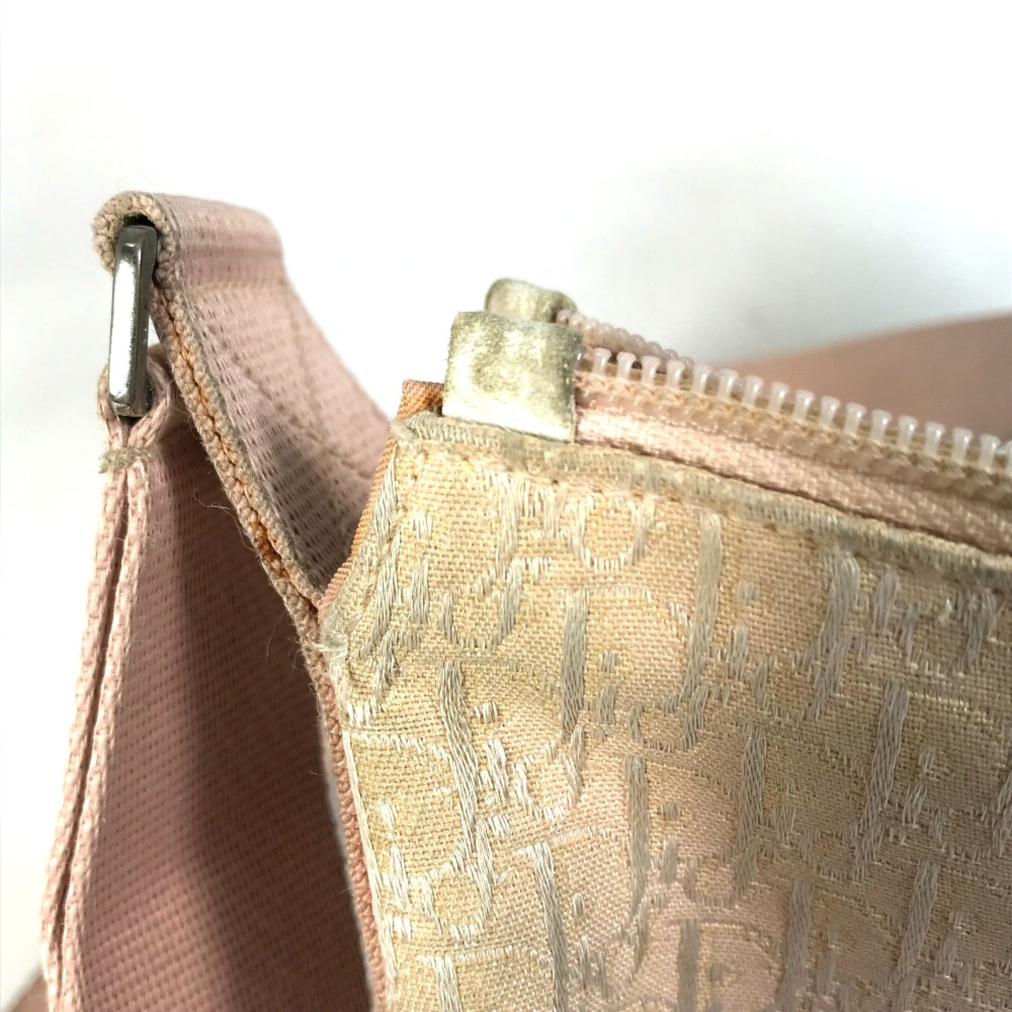 Christian Dior Pink Cloth Shoulder Bag ()