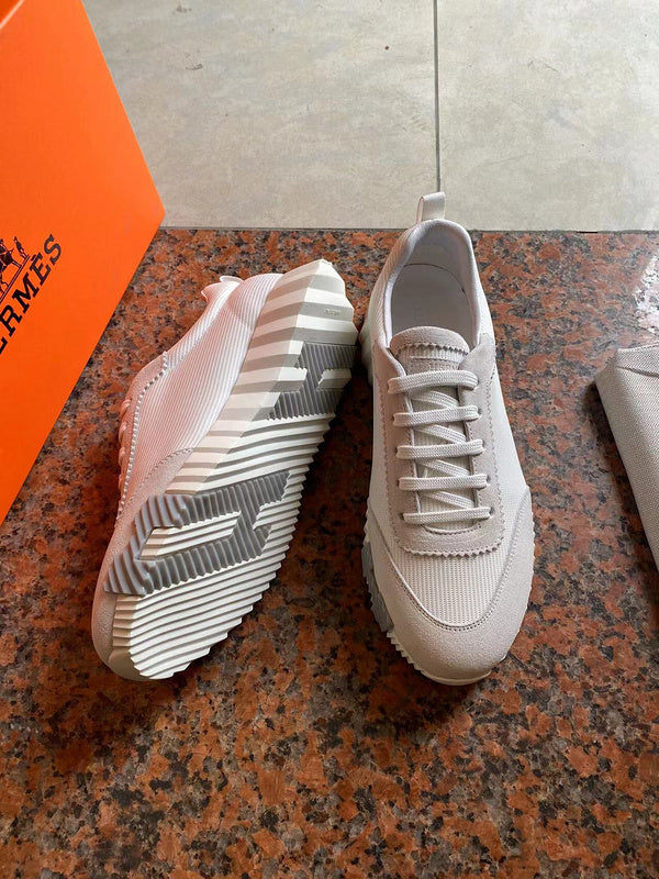 VV - HMS Shoes - 256