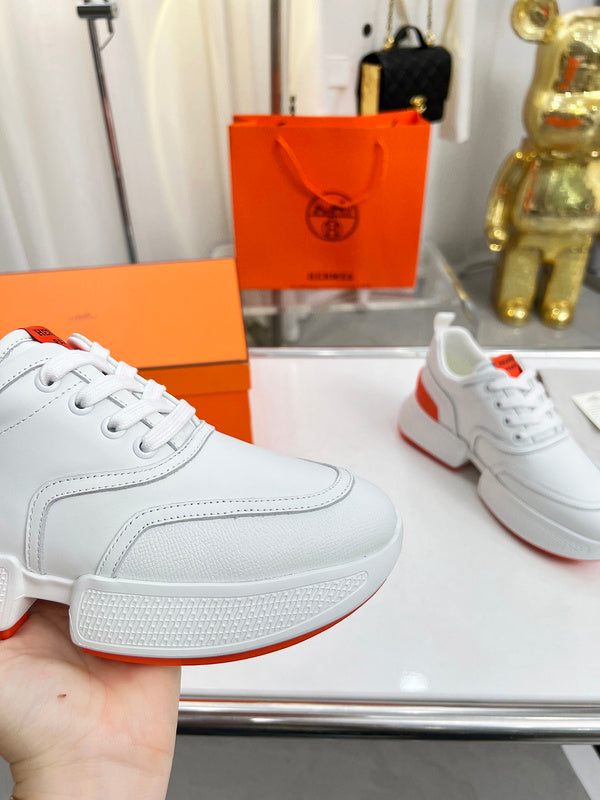 VV - HMS Shoes - 198