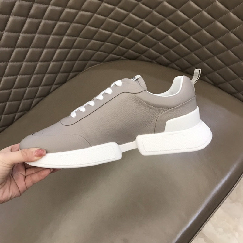 VV - HMS Shoes - 004