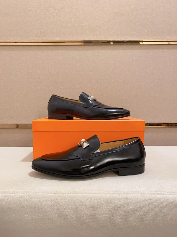 VV - HMS Shoes - 240