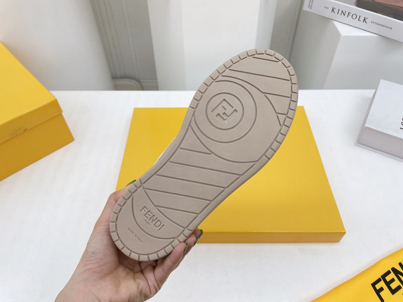 VV - MAME Shoes - 343