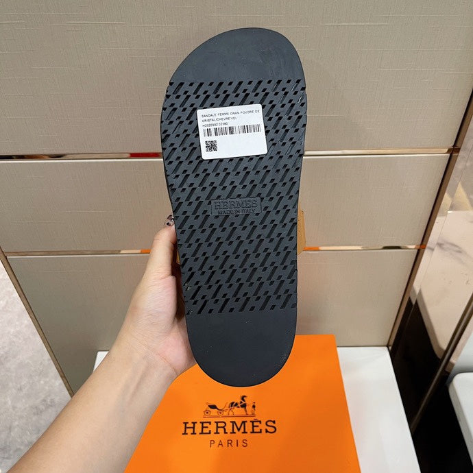 VV - HMS Shoes - 219