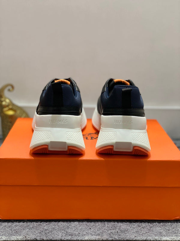 VV - HMS Shoes - 087