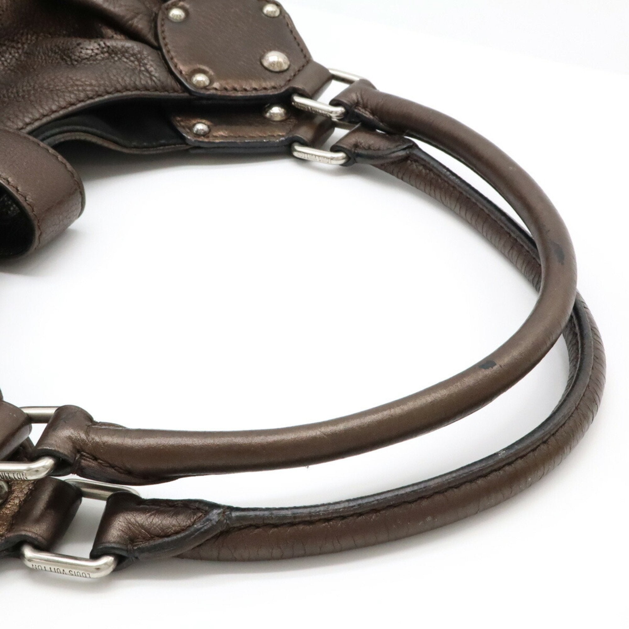 Louis Vuitton Mahina Leather Shoulder Bag ()