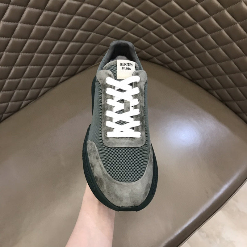 VV - HMS Shoes - 001