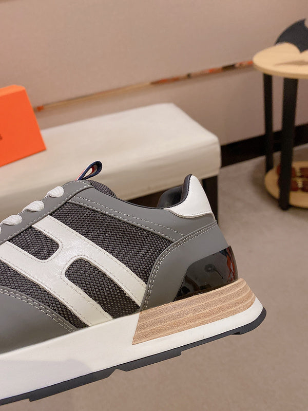 VV - HMS Shoes - 263