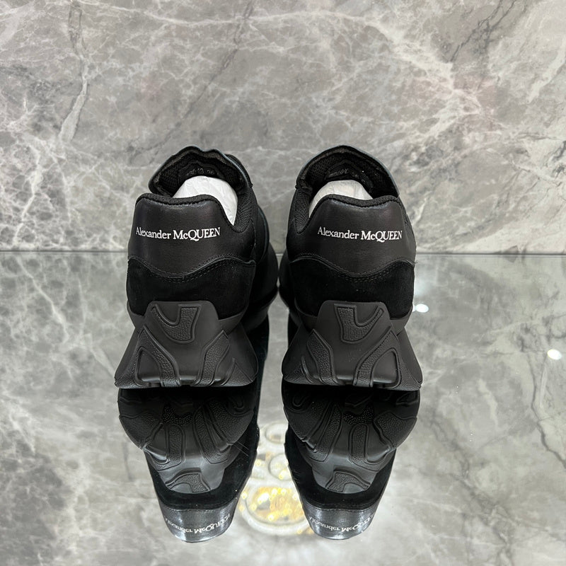 VV - AQ Shoes - 375