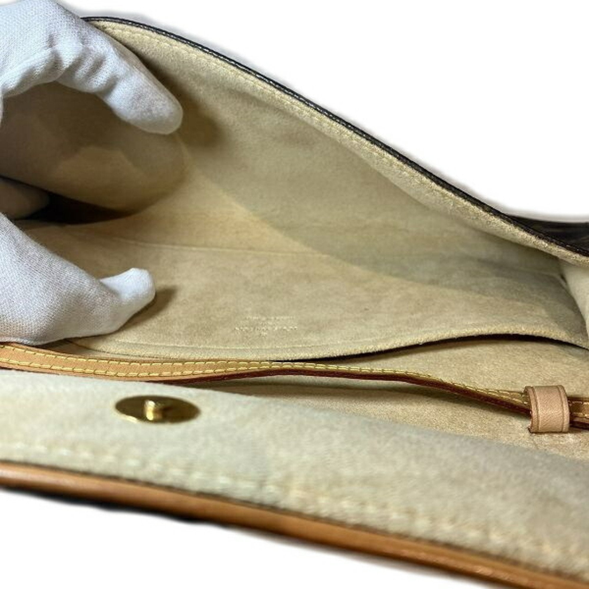 Louis Vuitton Pochette Twin Canvas Shoulder Bag ()