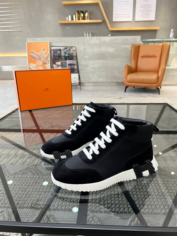 VV - HMS Shoes - 029