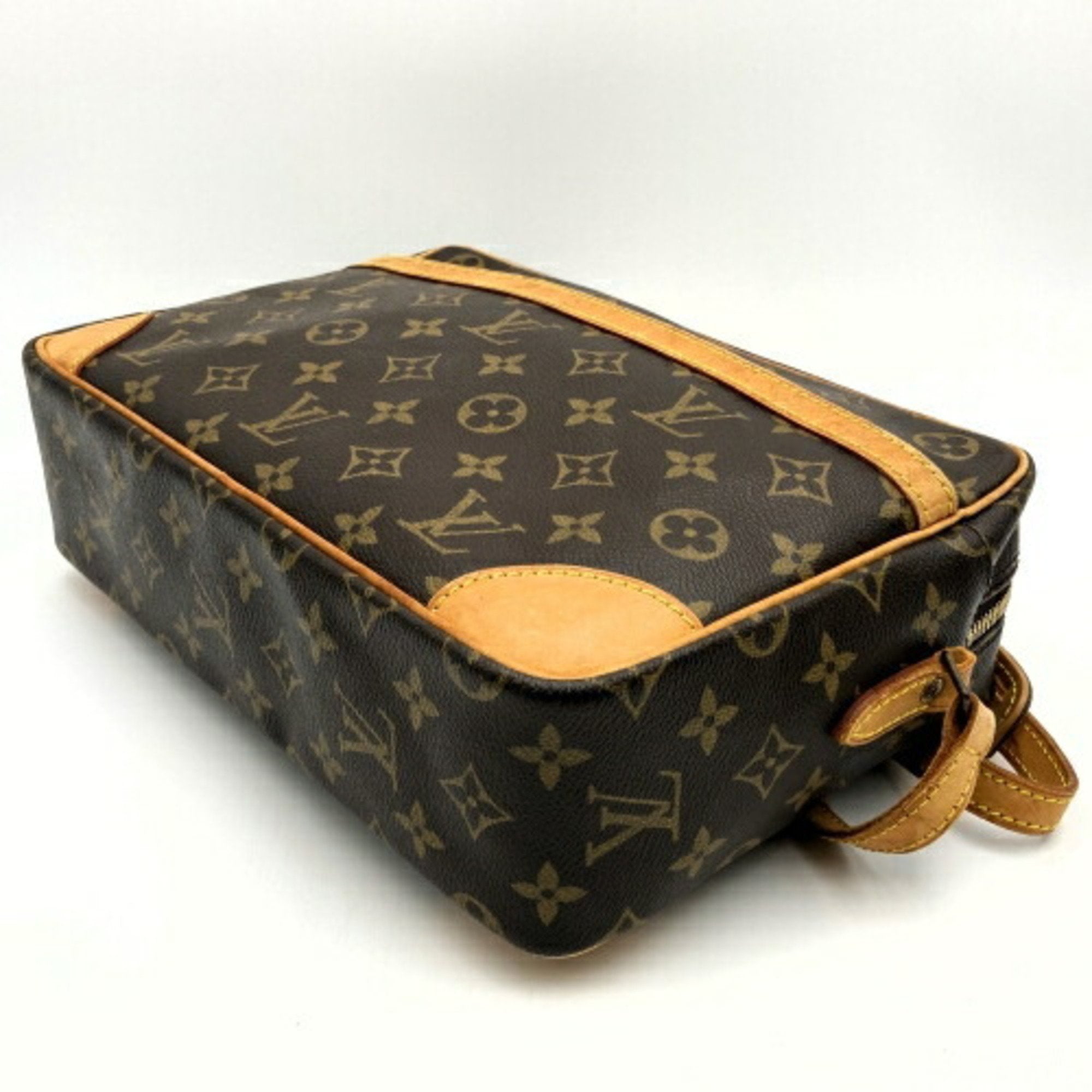 Louis Vuitton Trocadéro Canvas Shoulder Bag ()