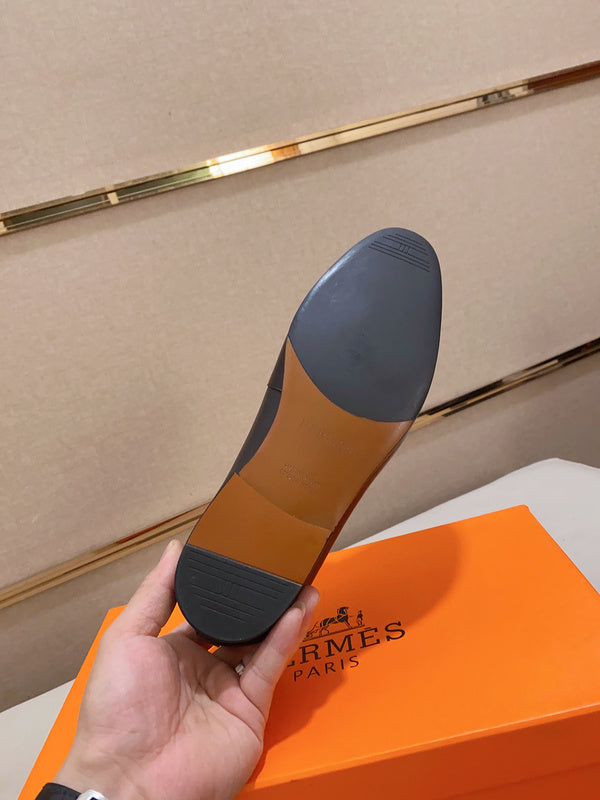 VV - HMS Shoes - 247