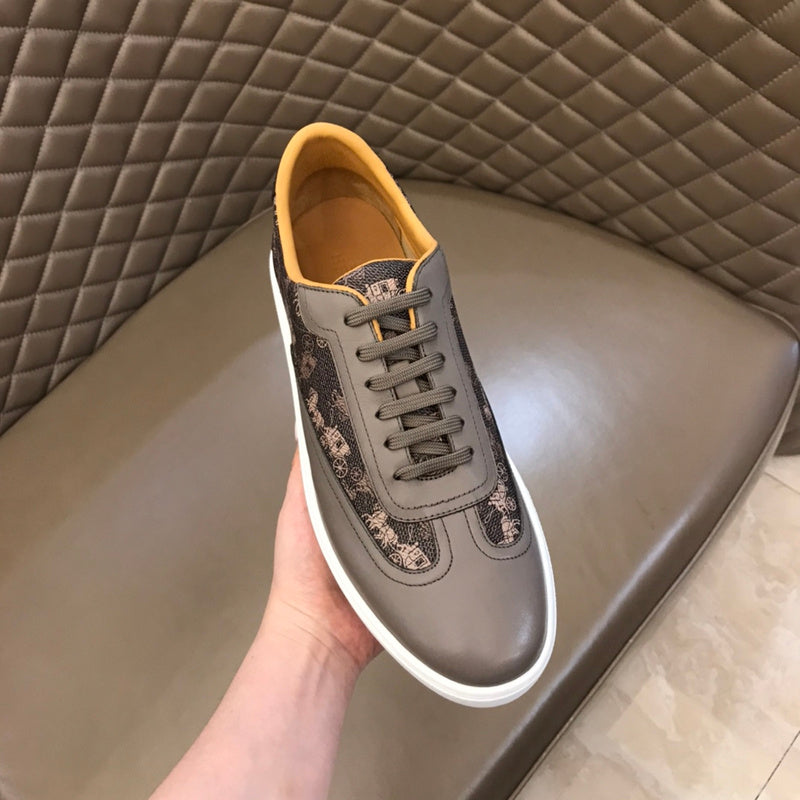 VV - HMS Shoes - 007