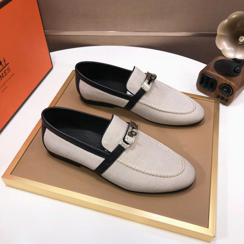 VV - HMS Shoes - 044