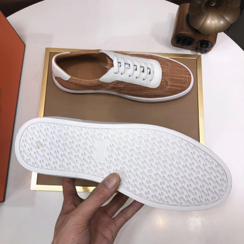 VV - HMS Shoes - 114