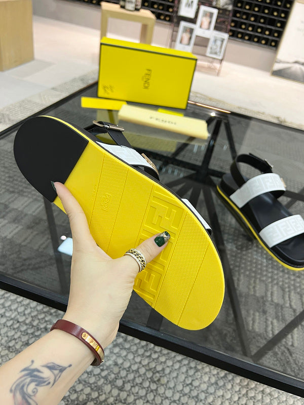 VV - MAME Shoes - 383