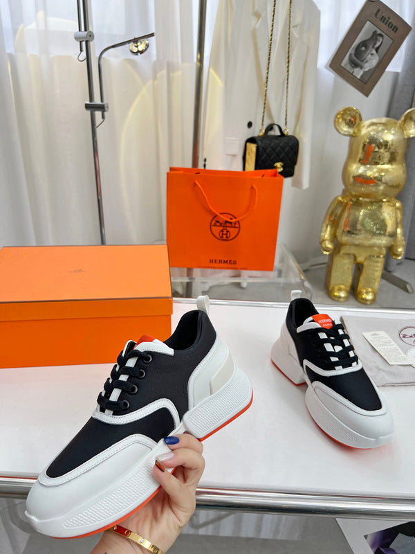 VV - HMS Shoes - 189