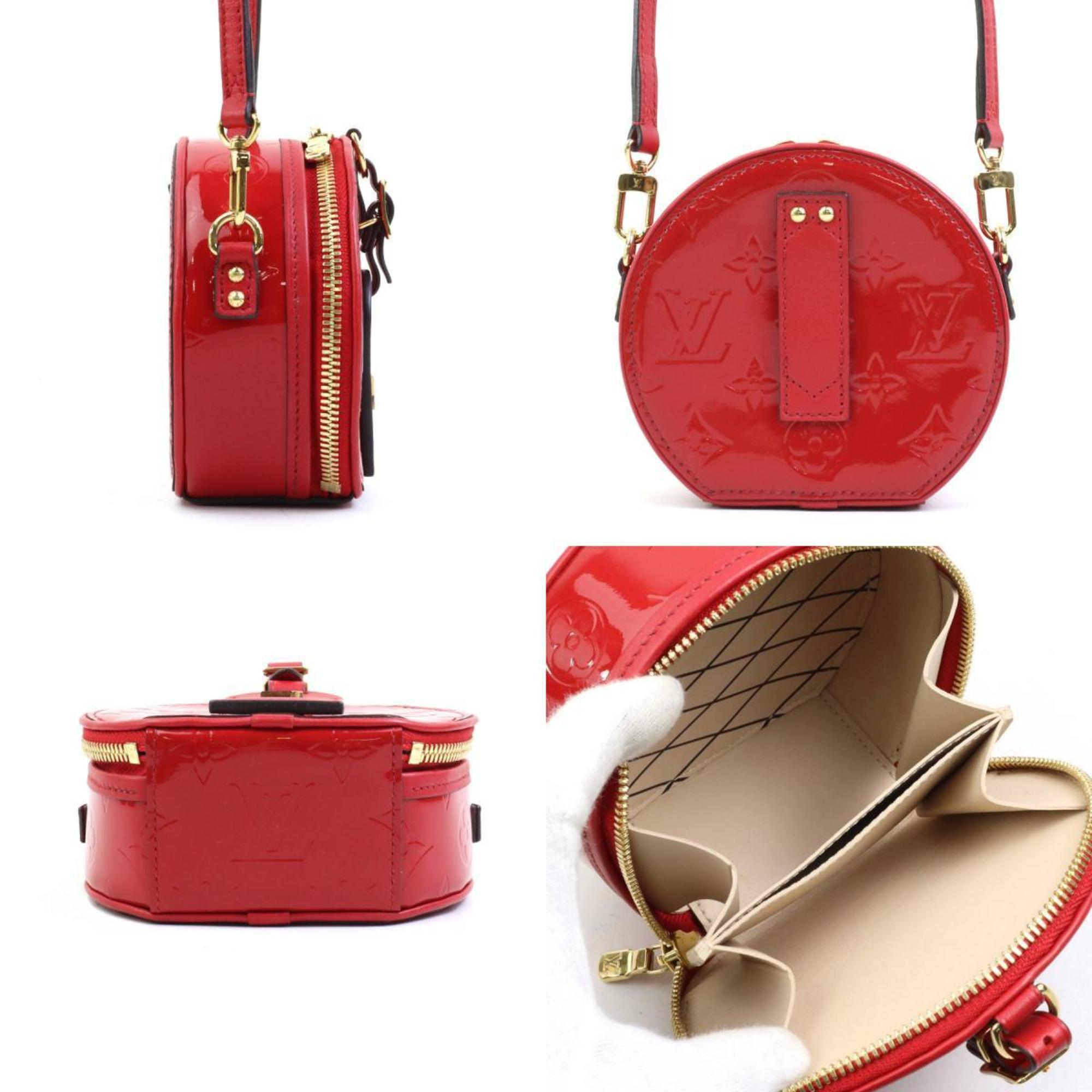 Louis Vuitton Boîte Chapeau Patent Leather Shoulder Bag ()
