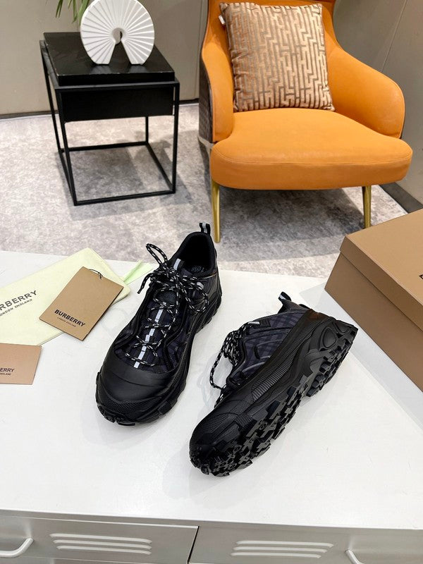 VV - BOR Shoes - 360