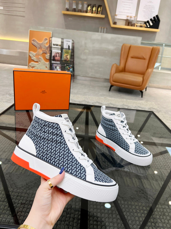 VV - HMS Shoes - 083