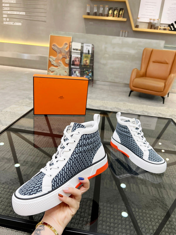 VV - HMS Shoes - 083