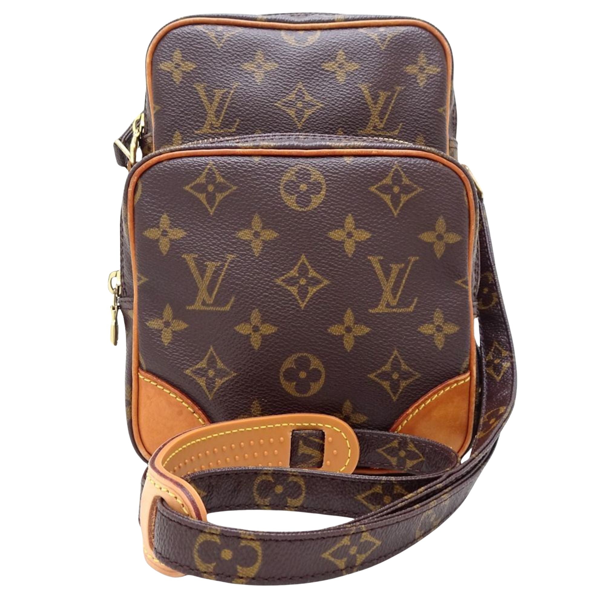 Louis Vuitton Amazon Canvas Shoulder Bag ()