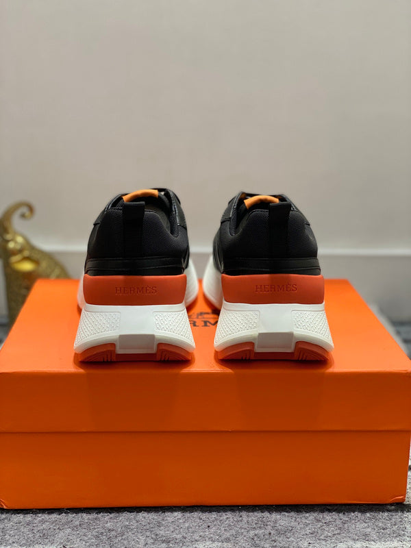 VV - HMS Shoes - 076