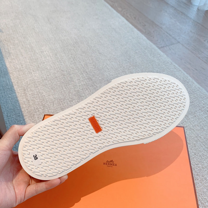 VV - HMS Shoes - 123
