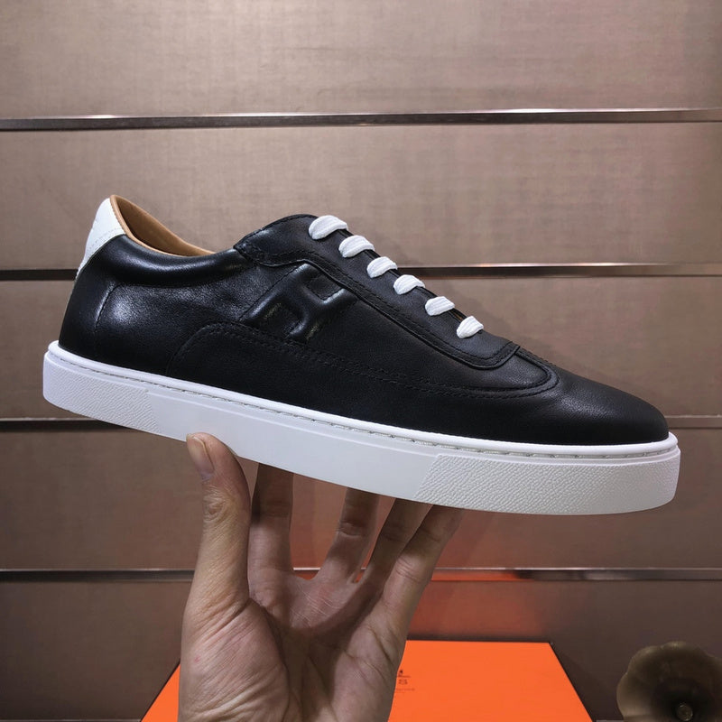 VV - HMS Shoes - 103