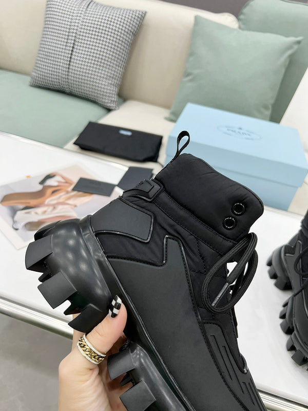 VV - PD Shoes - 565