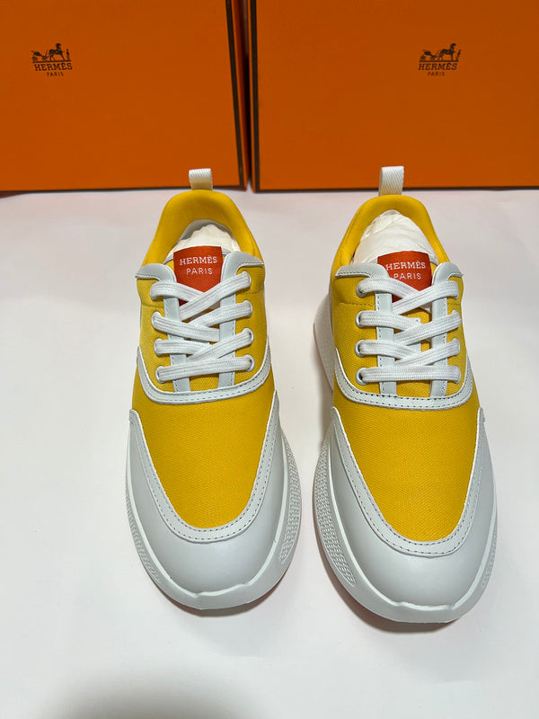 VV - HMS Shoes - 192